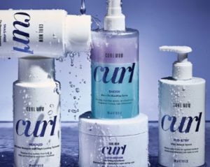 C O L O R W O W Curl - Friseur Bonn ❤️ Laurentius Excellence in Hair ⭐ C O L O R W O W Curl Produkte für definierte Locken und weniger Frizz bei Laurentius Bonn